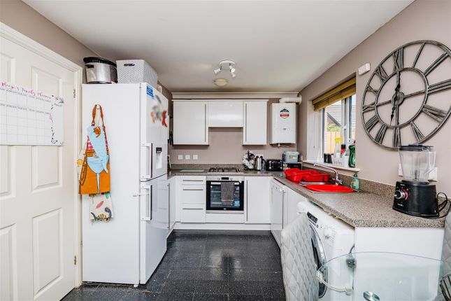 22, Haven Walk, Barry photo 4