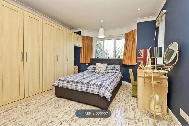 Burford Close, Ickenham, Uxbridge photo 5