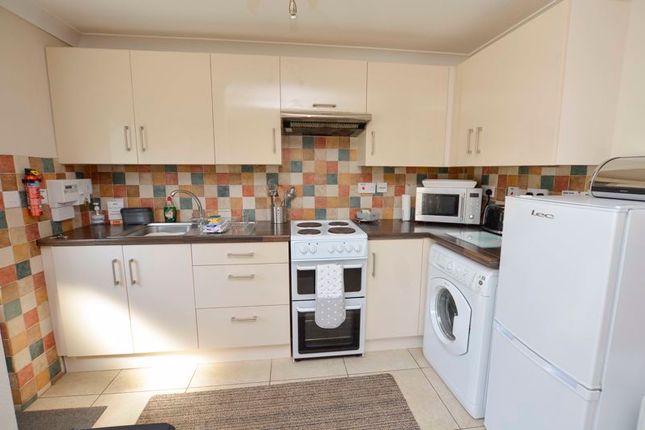 21 Galmpton Holiday Bungalows, Greenway Road, Brixham photo 4