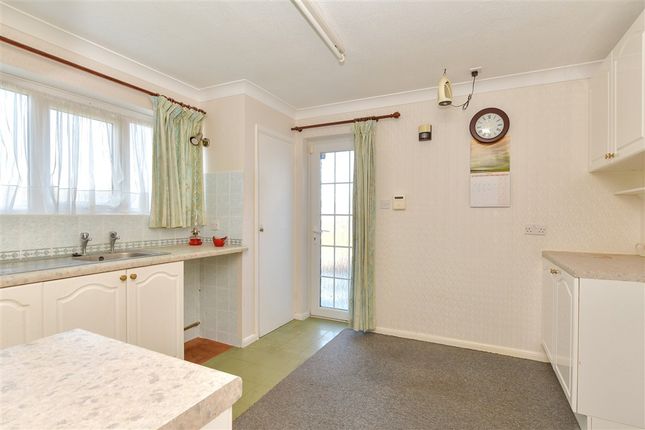 Cayser Drive Kingswood, Maidstone photo 3