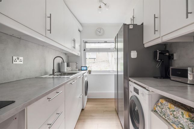 Flat 8, 94, Tapton Crescent Road, Broomhill photo 4