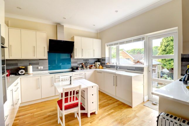 1, Hazlemere View, High Wycombe photo 3