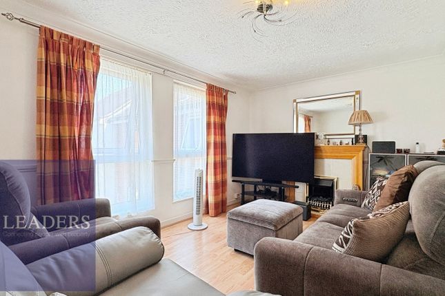 26, Elizabeth Way, Essex photo 4
