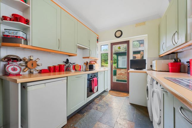 53, Rookwood Avenue, Wallington photo 4