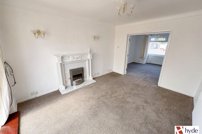 110, Sunny Bank Road, Unsworth photo 2