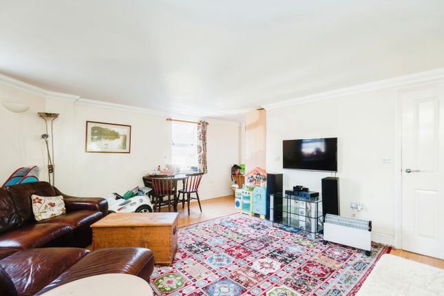 Thumbnail Flat for sale in Godwin Court, Swindon, Wiltshire