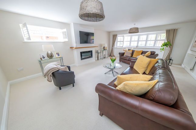 210, Havant Road, Hayling Island photo 3