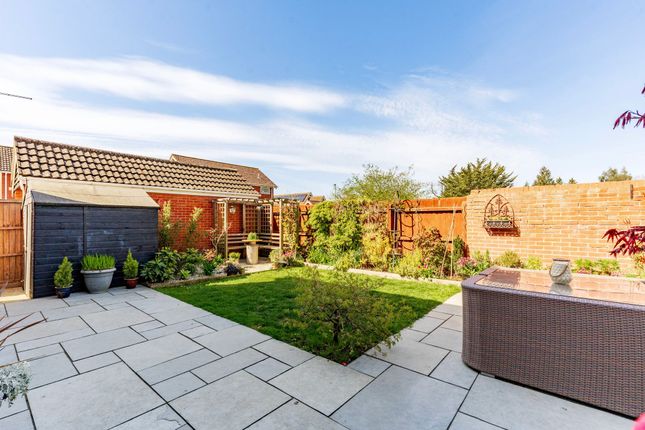 10 Linden Grove, Diss photo 2