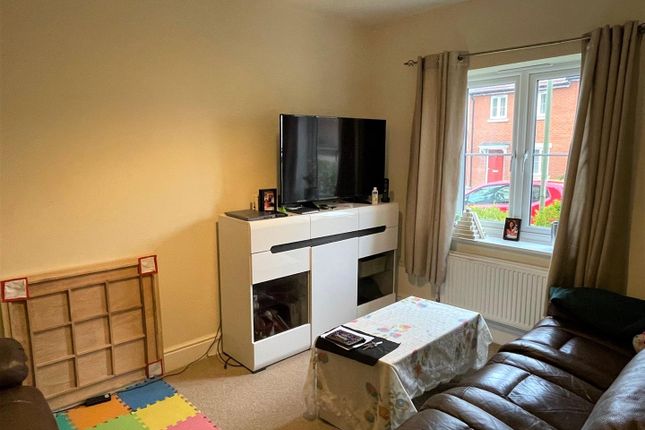 7, Quicksilver Crescent, Andover photo 3