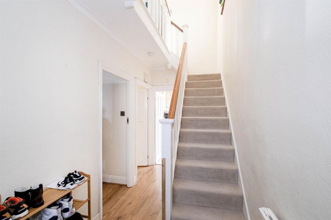 188, The Avenue, Highams Park photo 2
