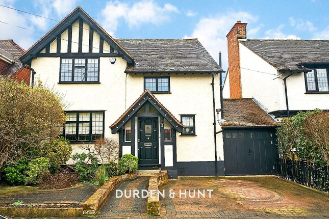 Thumbnail Detached house for sale in The Uplands, Loughton