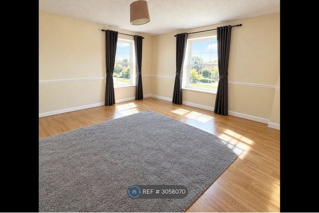 Highgrove Mews, Grays photo 4