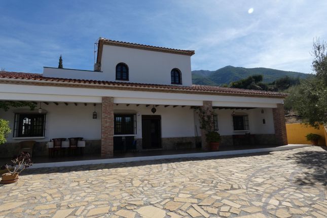 Country house for sale in Alcaucin, Axarquia, Andalusia, Spain