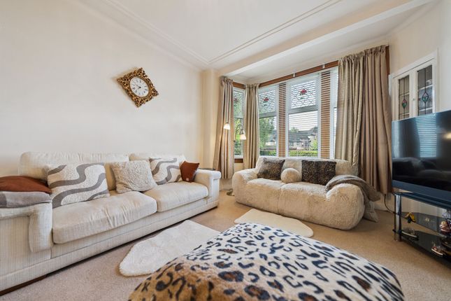 6 Carswell Gardens, Strathbungo, Glasgow photo 4