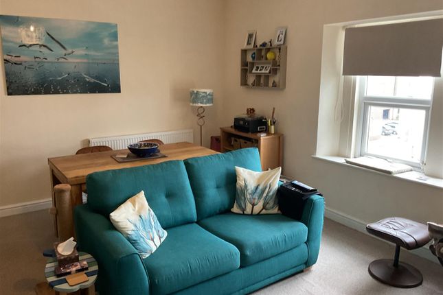 Flat 4, 24-26, Deganwy Avenue, Llandudno photo 5