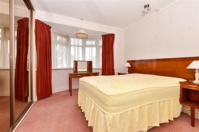 Thumbnail Terraced house for sale in Forest Road, Sutton, Surrey