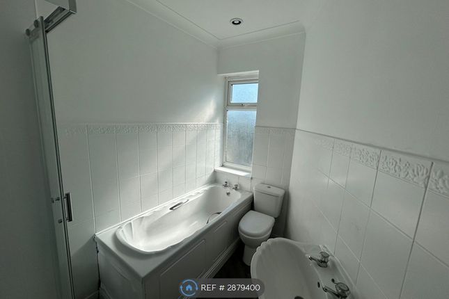 Old Road, AshtonInMakerfield, Wigan photo 2
