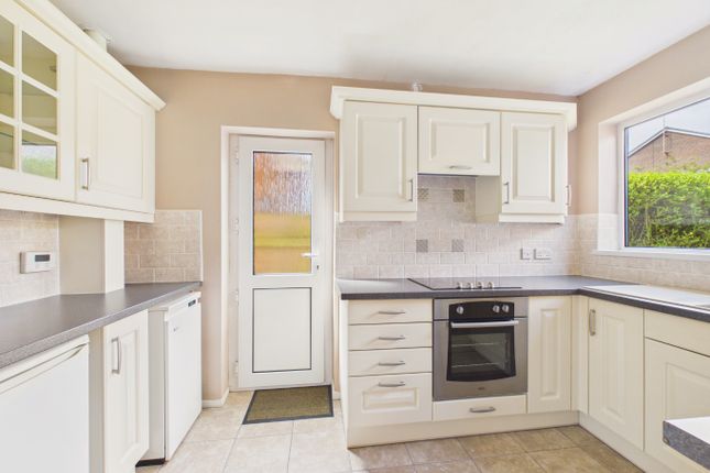 12, Walkington Road, Cottingham photo 3