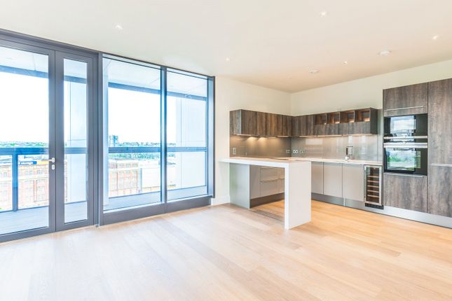 Flat for sale in Foundry House, Battersea Exchange