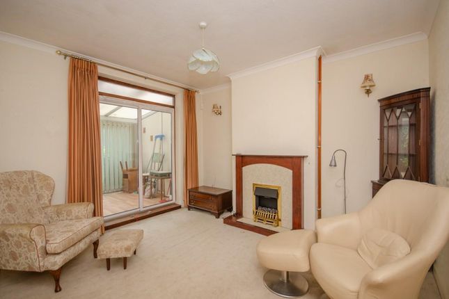 131, Queensholm Crescent, Bristol photo 3