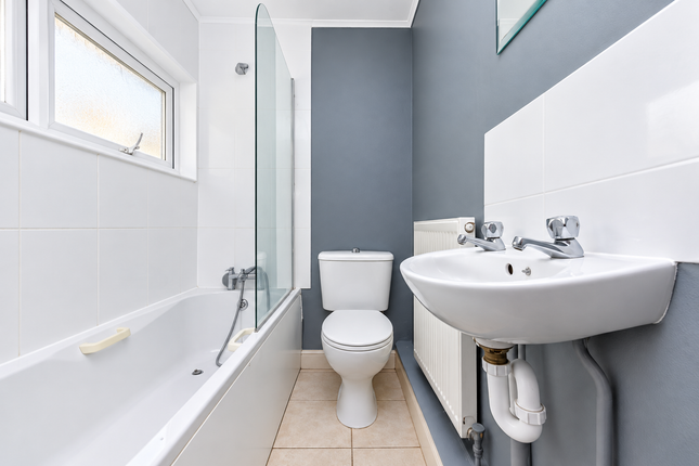 Middle Flat, Charlton Street, Maidstone, ME16 8LB, Maidstone photo 5