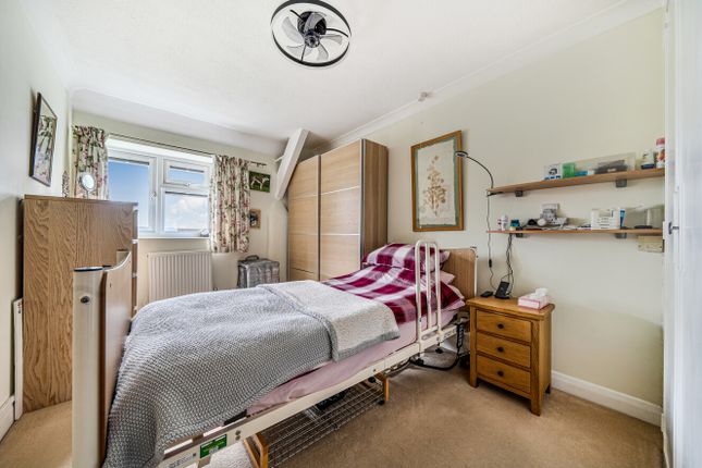 18, Gorringe Avenue, South Darenth photo 4