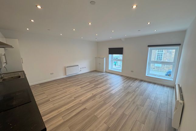 Flat 12A, Old Barclays Bank PLC, Ebbw Vale photo 3