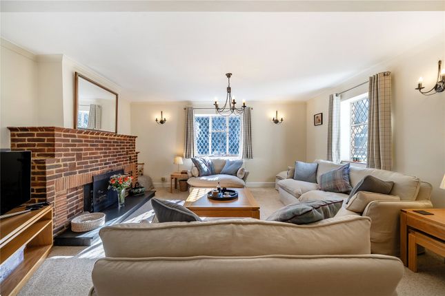 Park House,, Baconsmead, Buckinghamshire photo 2