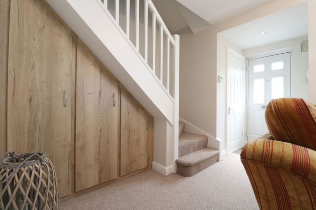3 Church Drive, Doncaster photo 3