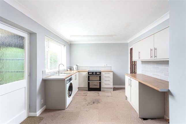8, Witham Drive, York photo 3