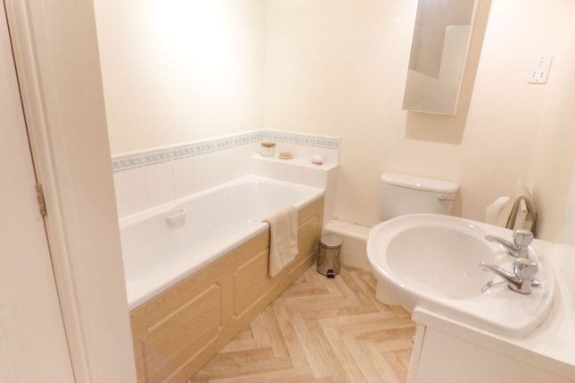 Flat for sale in Seatonville Road, Whitley Bay