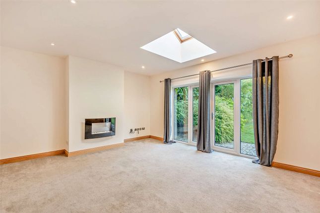 Detached house to rent in Torkington Road, Wilmslow, Cheshire