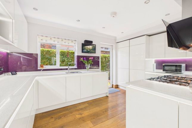 38, Forest Road, Horsham photo 4