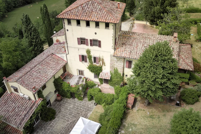 Villa for sale in Frazione Uliveta, Vicchio, Florence, Tuscany, Italy