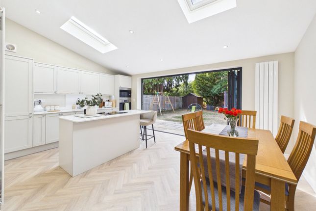 26, Bishops Drive, Cheltenham photo 2