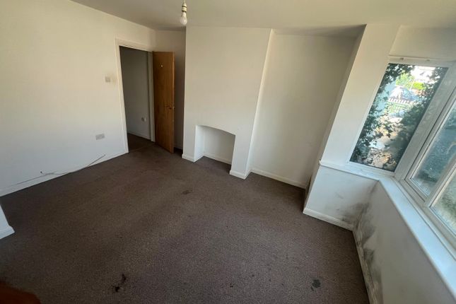 7, Elizabeth Court, Spring Gardens Road, High Wycombe photo 4