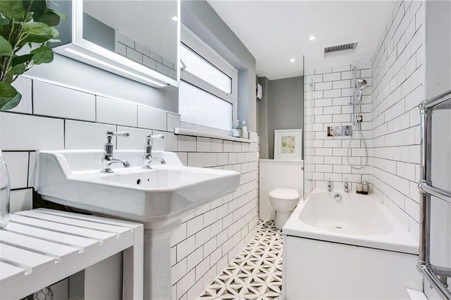 15, Robson Road, London photo 4