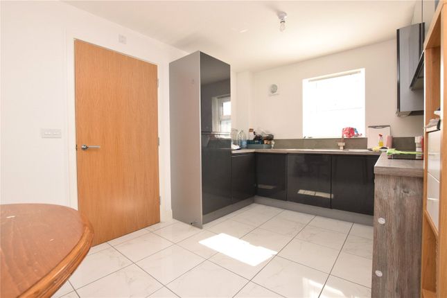 23, Whorlton Way, West Yorkshire photo 3
