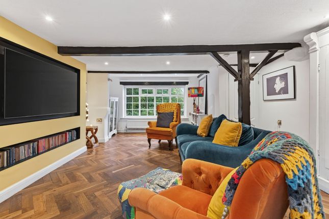 14 Little Poulton Lane, Poulton-Le-Fylde photo 2