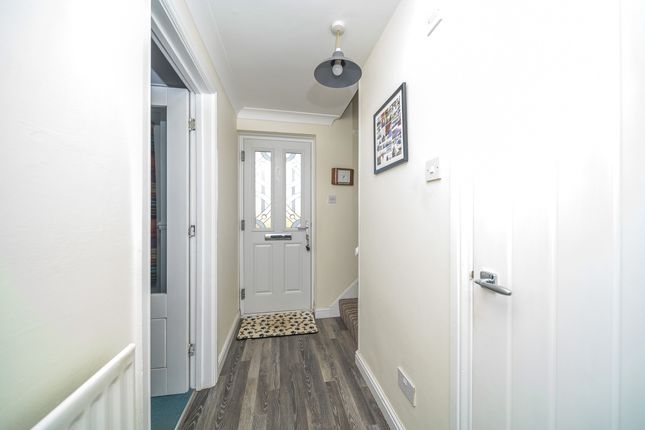 1 Sycamore Court, Morpeth photo 2