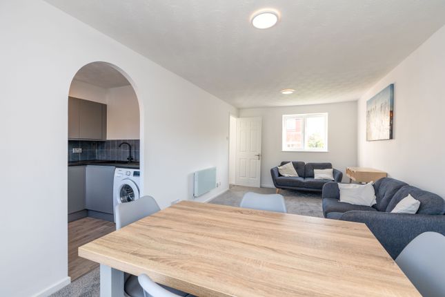 20-Campbell Gordon Way London-Nw2 6Rs-10