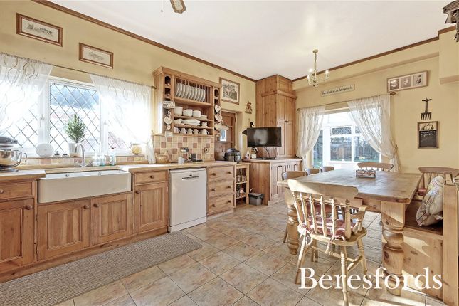 Semi-detached house for sale in Brentwood Road, Bulphan