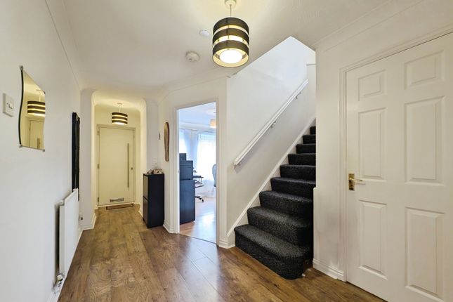 42, Princes Meadow, Tyne and Wear photo 2
