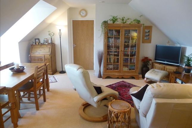 428, EASTLEIGH photo 4