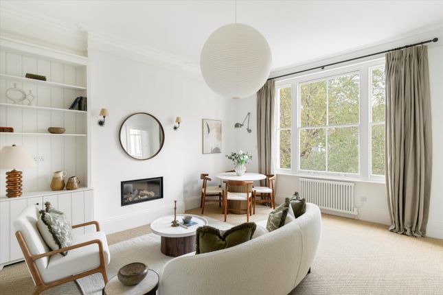 2-bed flat on Stanley Crescent, London, £1,100,000