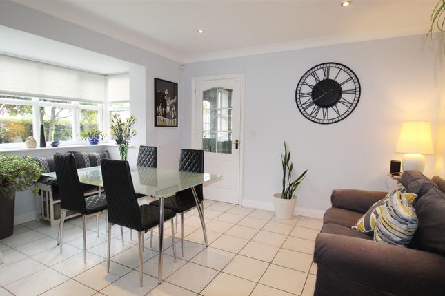 15, Richard Busby Way, Lutton Spalding photo 3