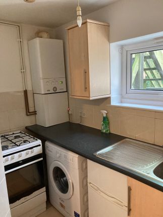 Flat 4, 8, Cardiff Grove, Luton photo 4