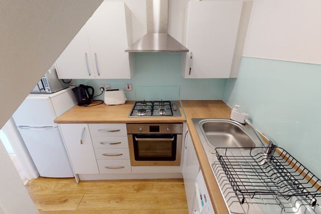 1-bed flat on Esslemont Avenue, Rosemount, Aberdeen, AB25 1ST, Aberdeen, £550/mo