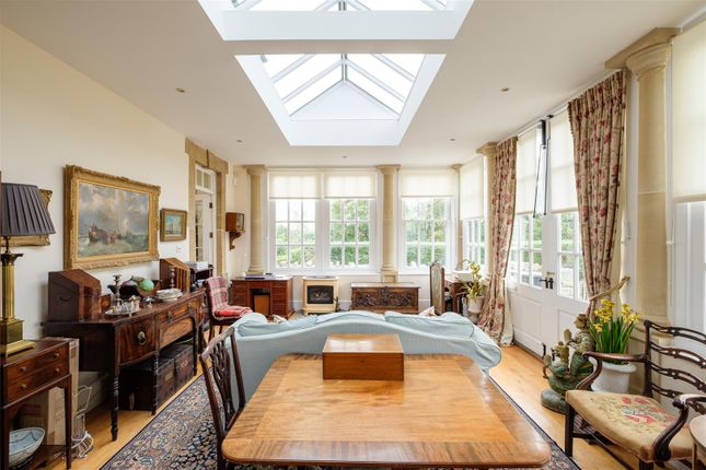 The Orangery, 1 Bineham Court, Langport photo 4