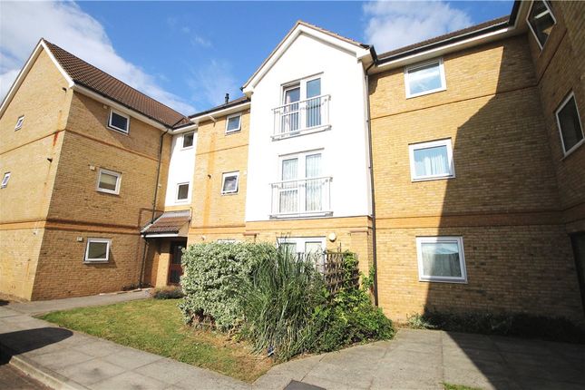 Thumbnail Flat for sale in Yeoman Drive, Staines-Upon-Thames, Surrey